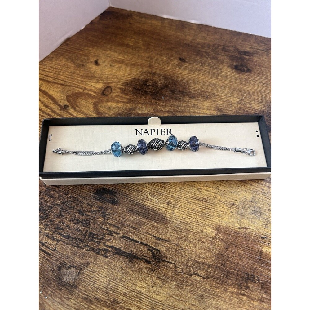 Napier Silver Tone Bracelet Blue Bobbles 7.5” New Without Tags Chic Style - Picture 2 of 8
